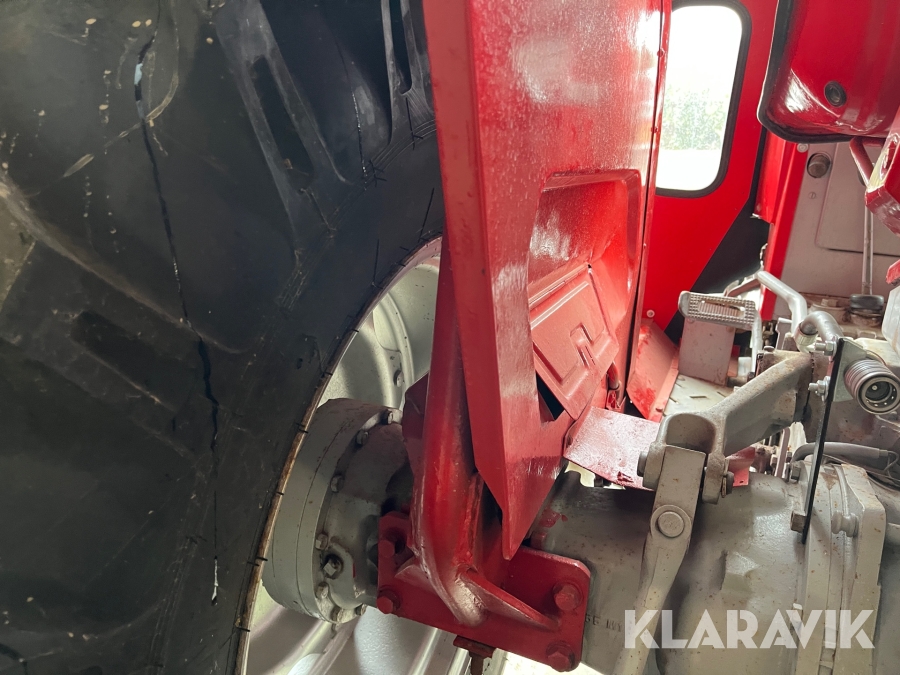 Veterantraktor Massey-Ferguson 185