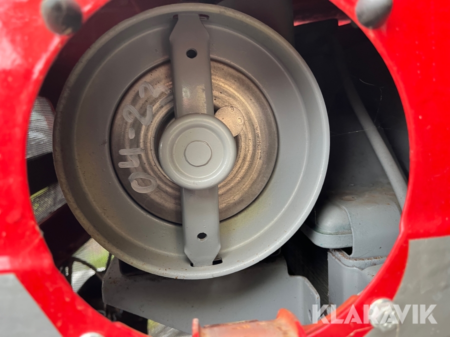 Veterantraktor Massey-Ferguson 185