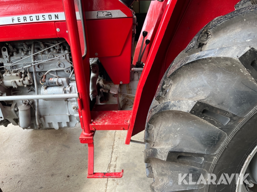 Veterantraktor Massey-Ferguson 185