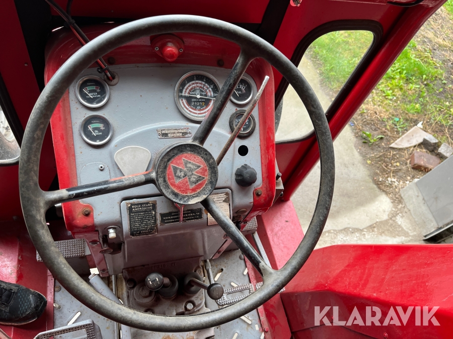 Veterantraktor Massey-Ferguson 185