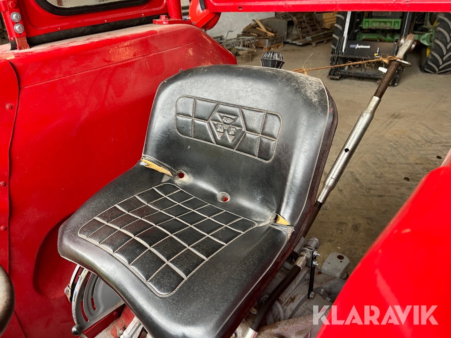 Veterantraktor Massey-Ferguson 185