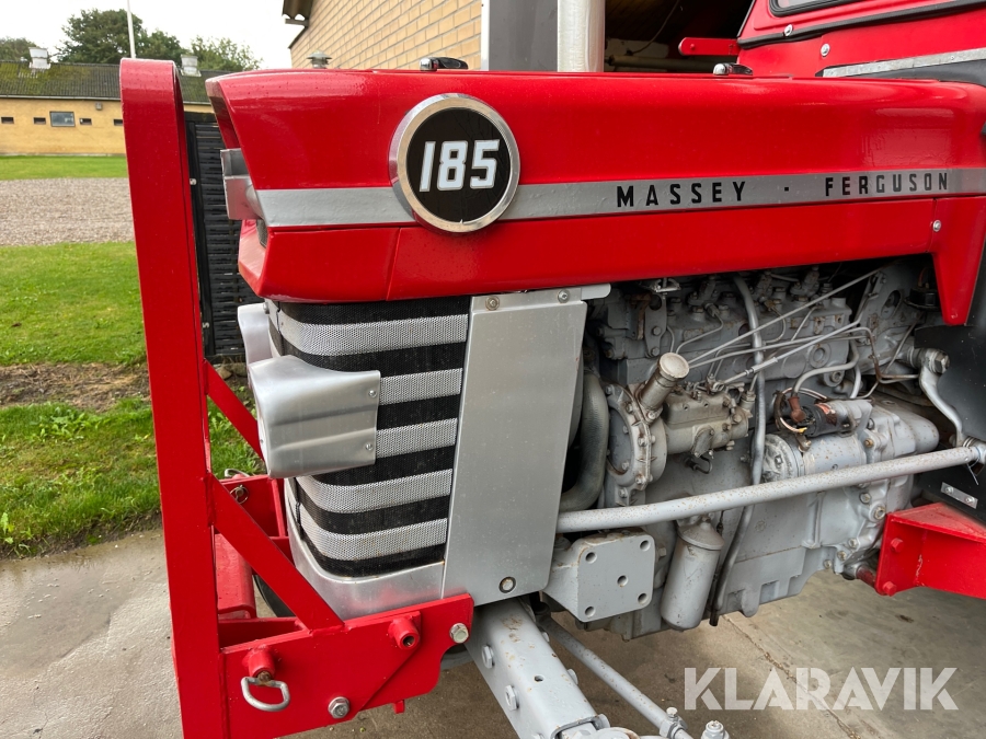 Veterantraktor Massey-Ferguson 185