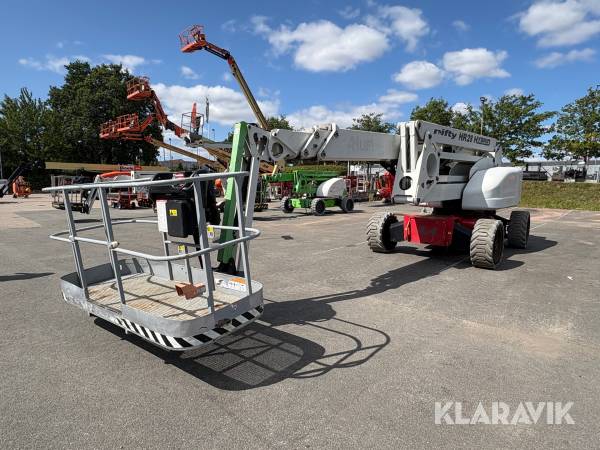 Knækarmsbomlift Nifty HR28 Hybrid 4x4