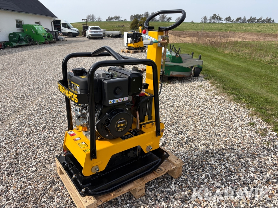 Pladevibrator Bernard RT220