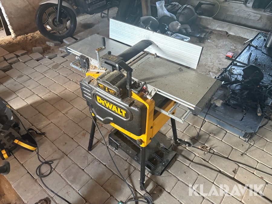 Kombineret afretter-/tykkelseshøvl DeWALT D27300-QS