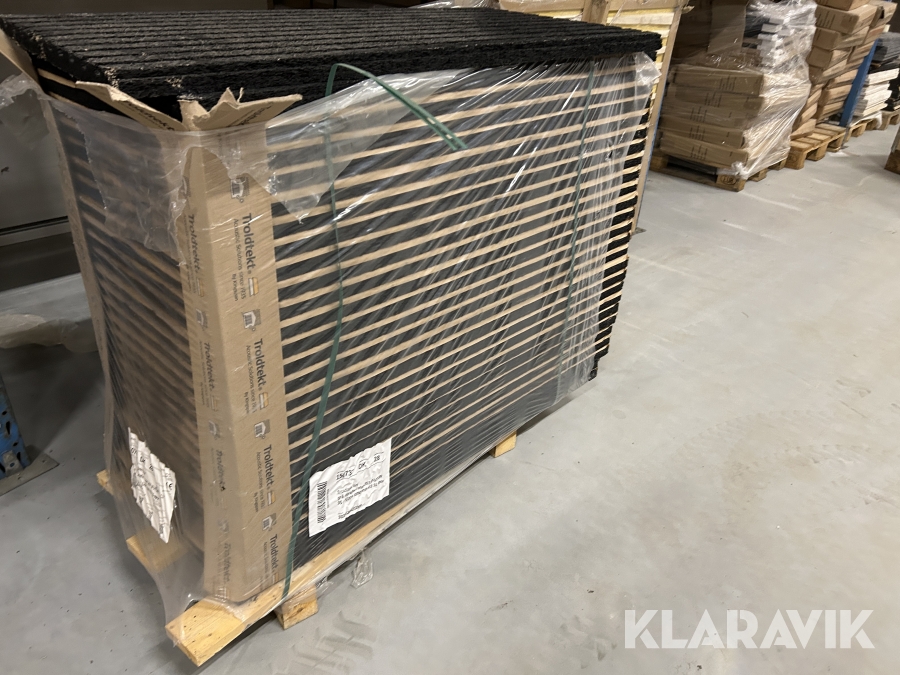 Troldtekt Sort Med spor 28 styk