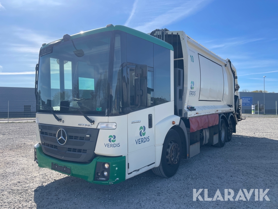 Lastbil Mercedes-Benz Econic 2630 renovationsbil