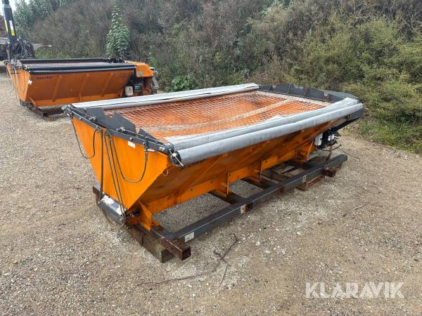 Saltspreder Epoke S2400 ES med styringn 1 styk