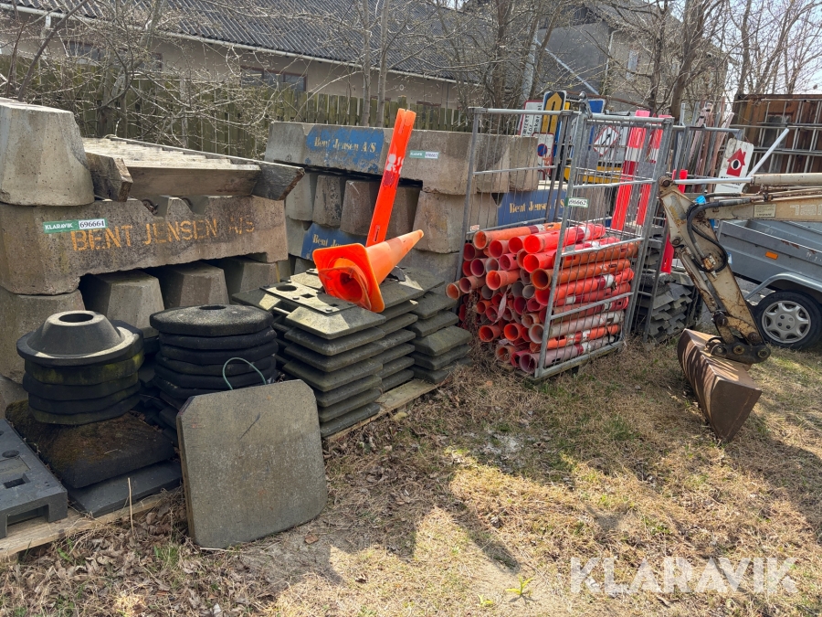 Trafikkegler / afspærringsudstyr kegler og fødder