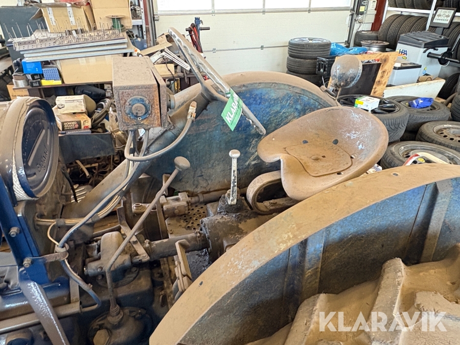 Veteran traktor Fordson major