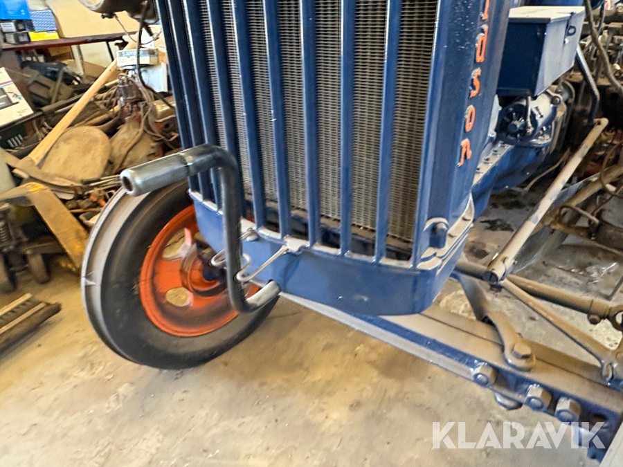 Veteran traktor Fordson major