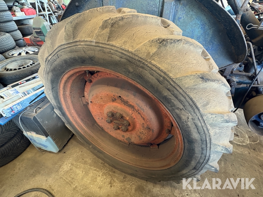 Veteran traktor Fordson major