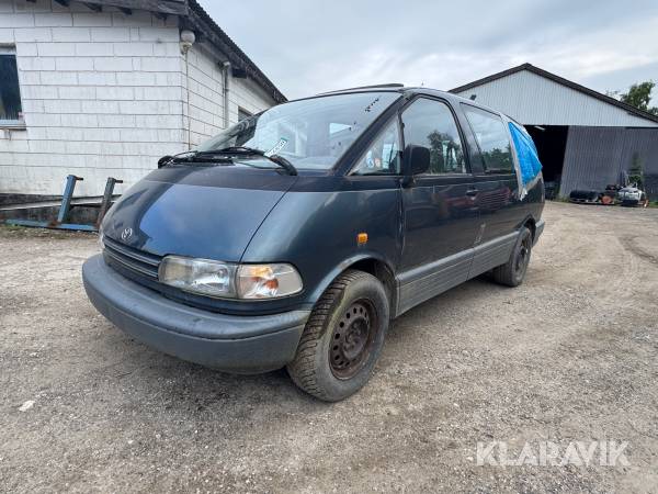Varebil Toyota Previa 2,4