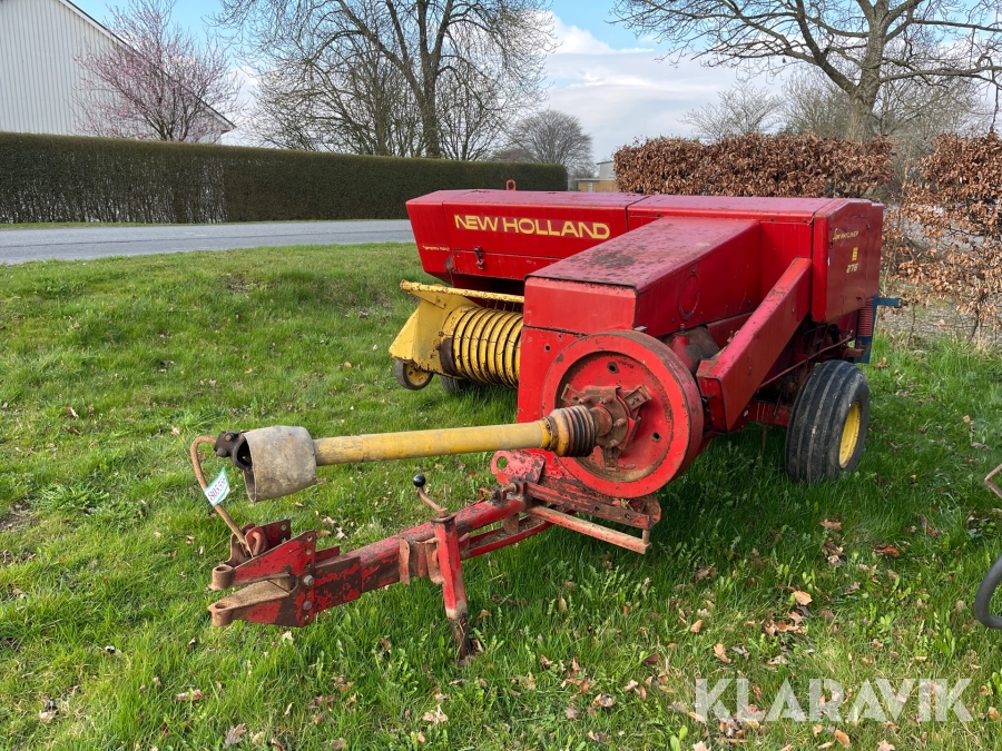 Småballepresser New Holland 276 Super hayliner