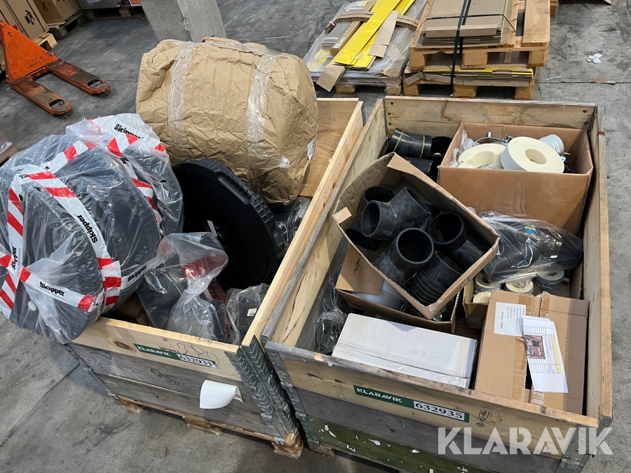 Lot - VVS, rør, rørbærere og øvrigt - 2 paller