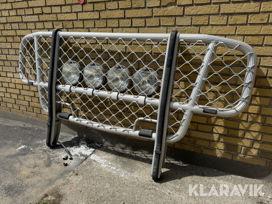 Bullbar til lastbil Trux Offroad 24 volt lygter