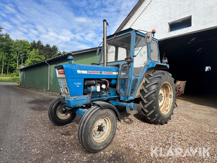 Traktor Ford Turbo 5000