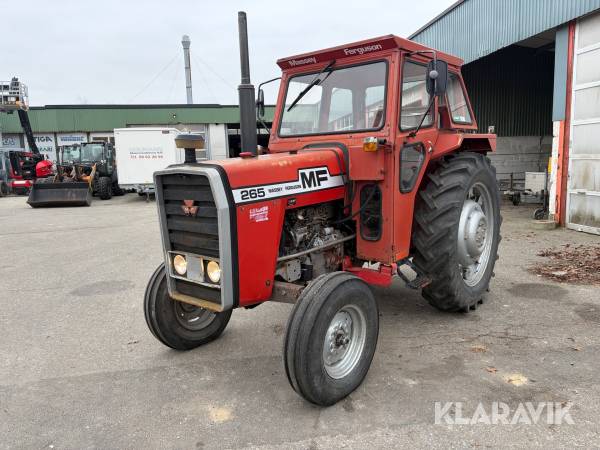 Veteran traktor Massey Ferguson 265