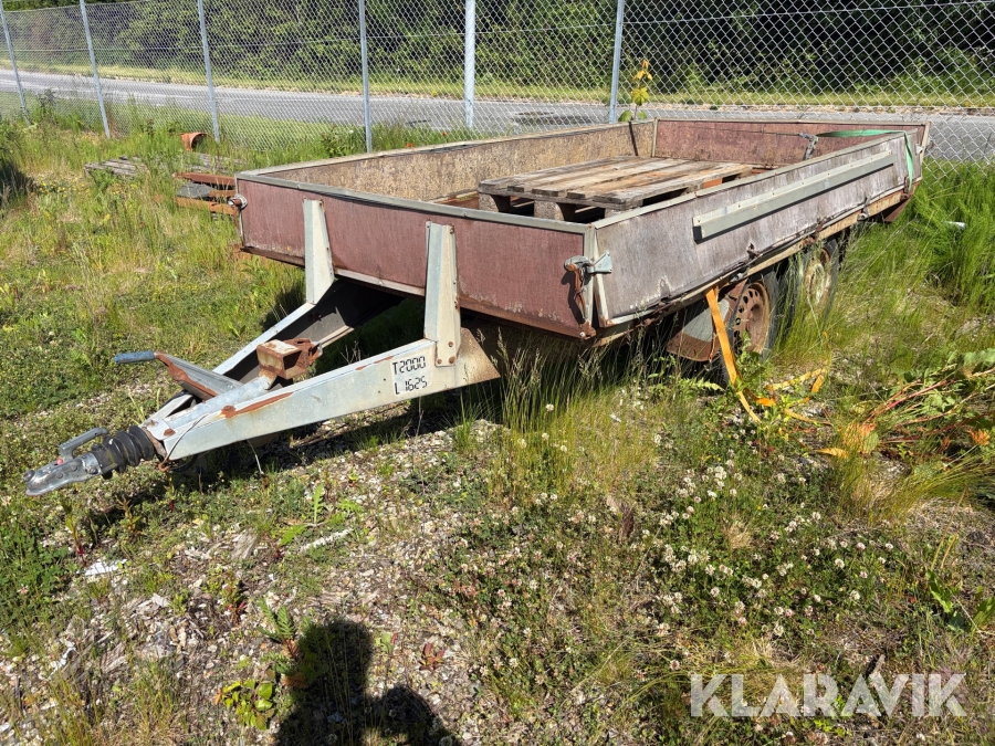 Trailer Variant 2000