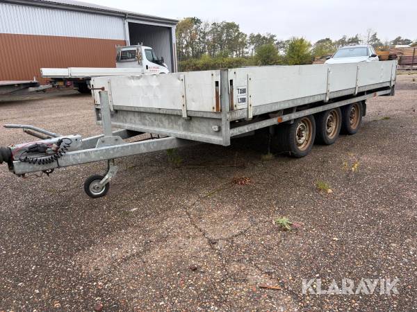 Trailer Hulco Medax 3540
