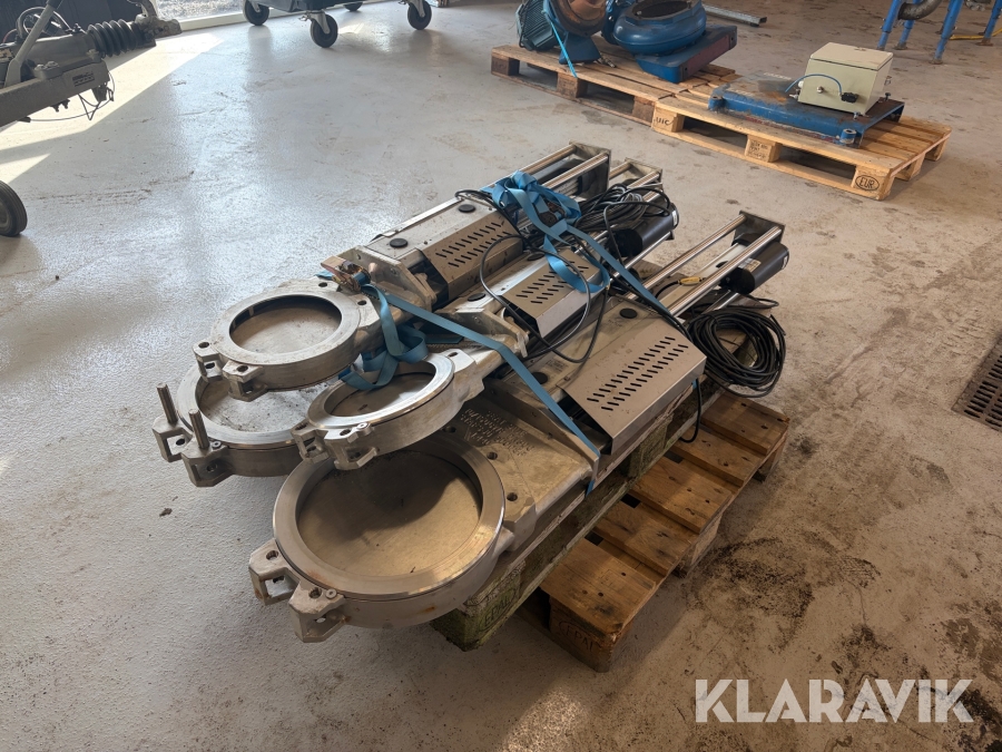 Industrielle knivspjældsventiler Strafjö Valtor DN 200 og 300 4 styks 