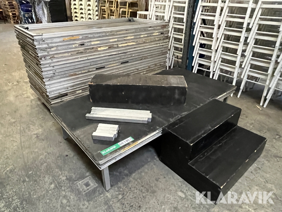 Scenepodie med trapper - 20 kvm