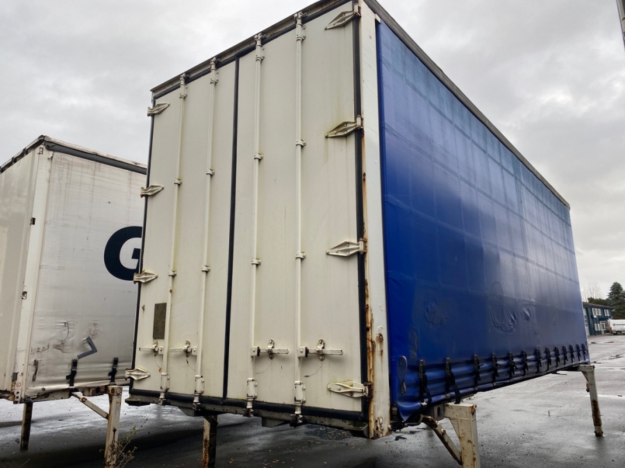 Pressenings container lastbil