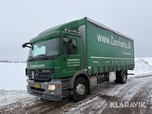 Lastbil Mercedes-Benz Actros 1832