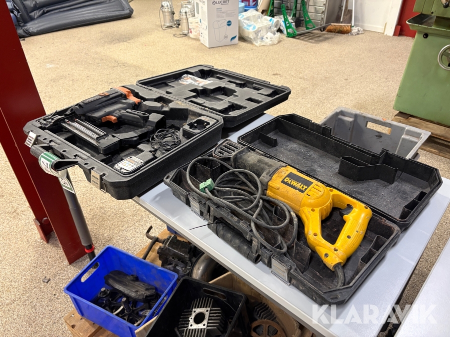 Sømpistol og bajonetsav Tjep