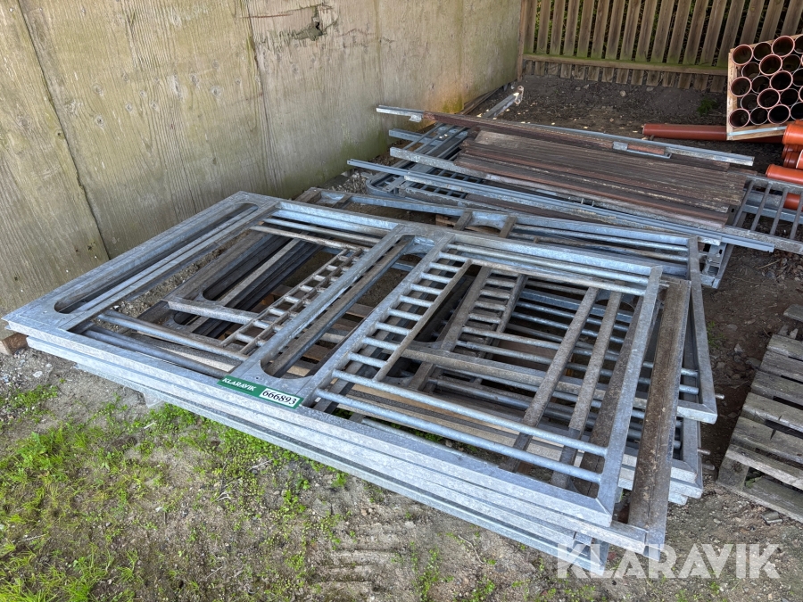 Hesteboks + låger 1 styk hesteboks + 8 styk låger