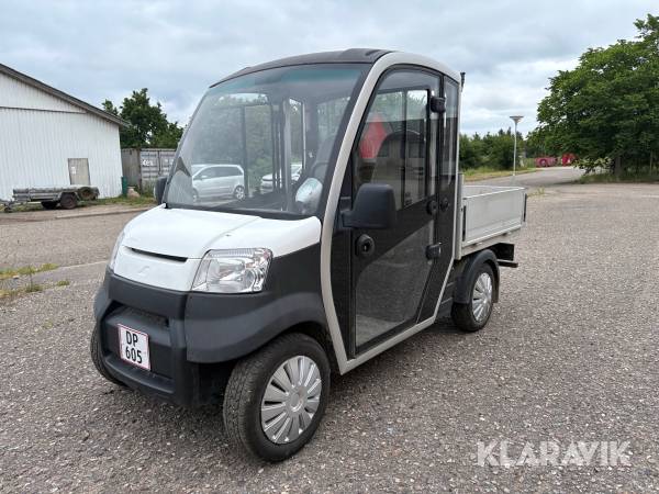 El køretøj Melex N 50