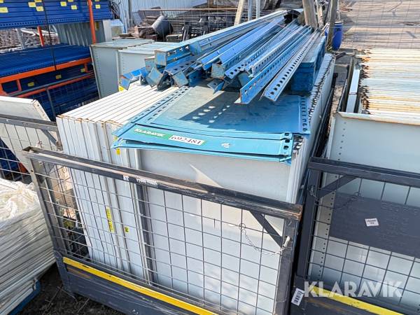 Hylder: 80 styk Gavl stolper 28 styk,  endeplader 7 styk