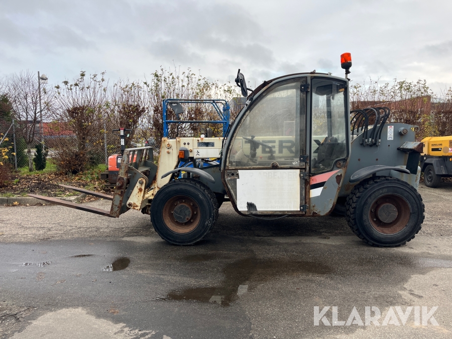 Teleskoplæsser Terex Telelift 2506