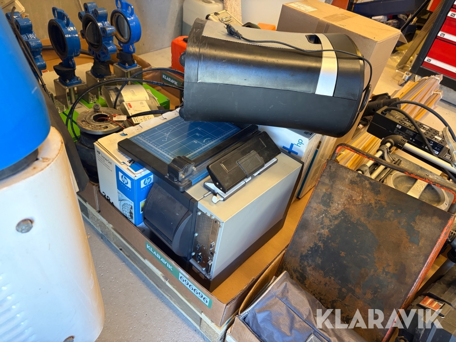 Blandet parti kontorudstyr og tonere