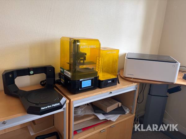 3D-printere Anycubic med tilbehør, stort lot