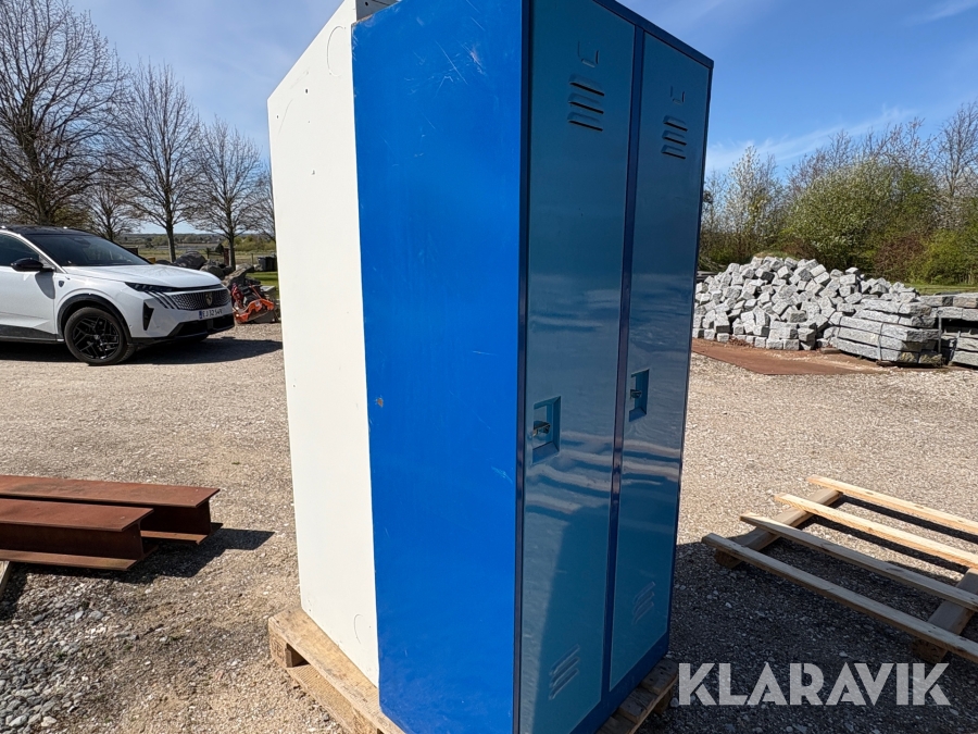 Omklædningskabe 2 slags