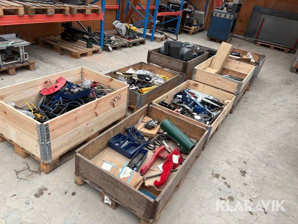 9 paller blandet reservedele