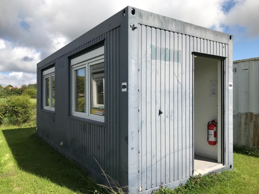 Isoleret container m vinduer