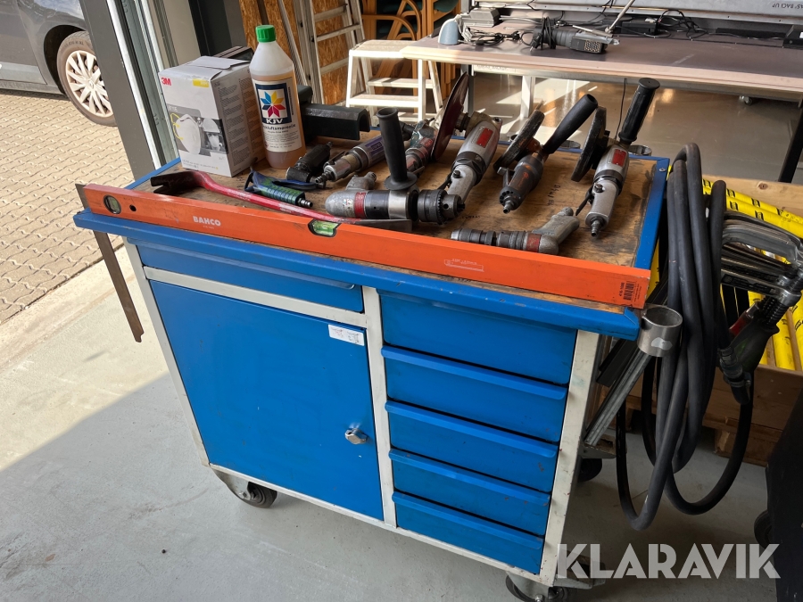 Værkstedvogn med udstyr