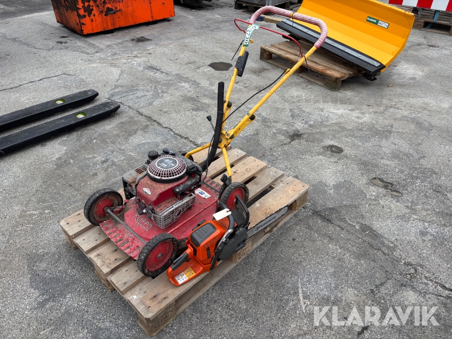 Græsslåmaskine og motorsav stand ukendt