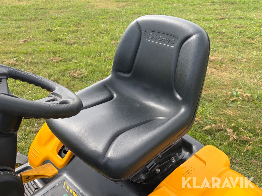 Græsslåmaskine Cub Cadet i1050