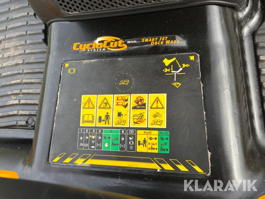 Græsslåmaskine Cub Cadet i1050