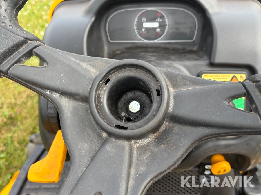 Græsslåmaskine Cub Cadet i1050