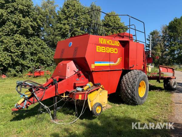 Bigballepresser New Holland BB980