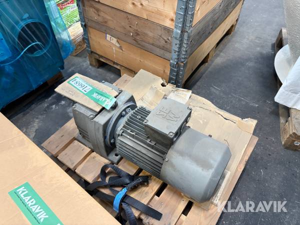 Gearmotor SEW Eurodrive R47 DT71D2/MM05/BMG/HF