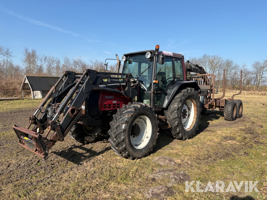 Traktor Valmet 6800 med frontlæsser & skovvogn & kranarm