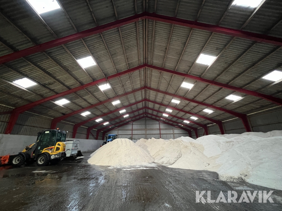 Stålspær med tømmer 28,8 x 21,8 m