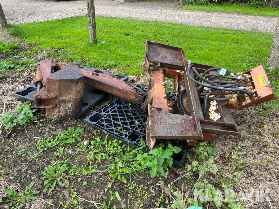 Gravearm