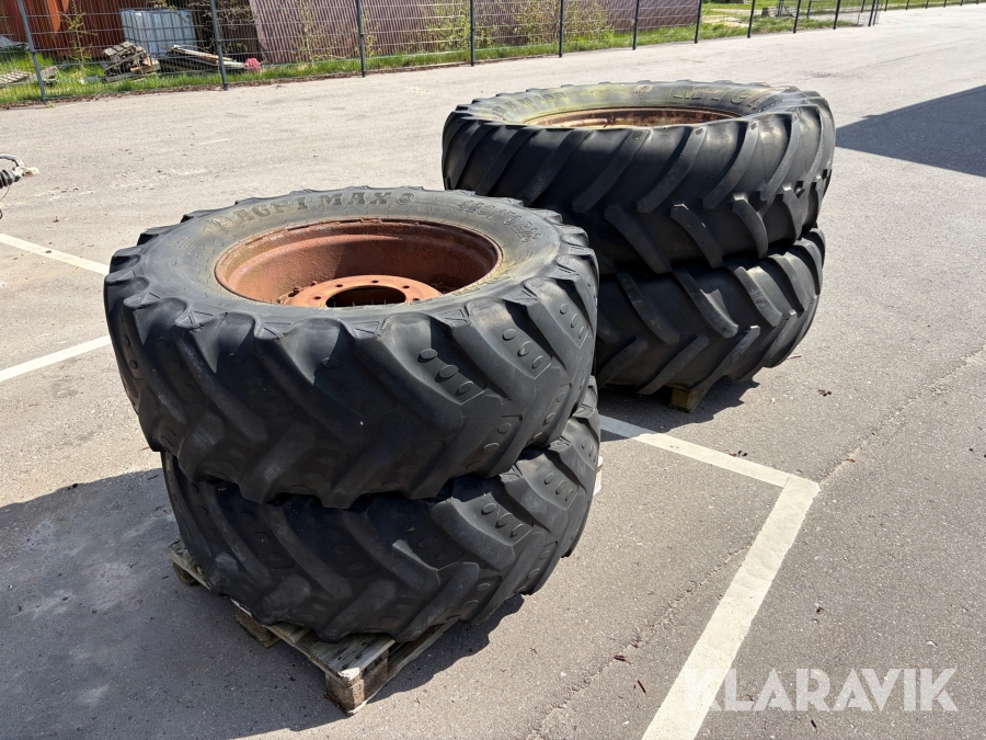 Landbrugshjul Michelin + Agrimax 600/65R38 + 420/70R28 4 hjul