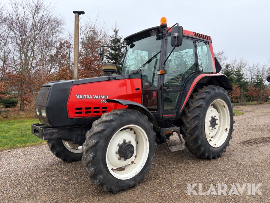 Traktor Valtra Valmet 6400 